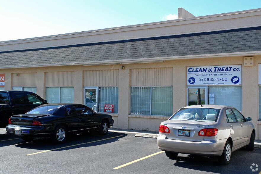 More Photos Of 3878 Prospect Ave, Riviera Beach Light Manufacturing For Lease