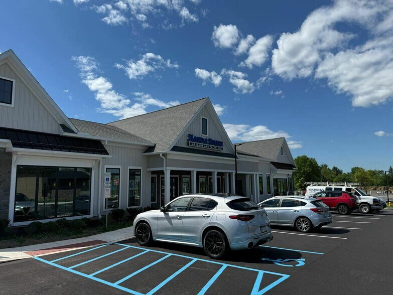More Photos Of 189 Main St, Lower Salford Land For Lease