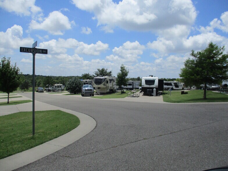 More Photos Of 1038 Airport Rd, Weatherford Manufactured Housing Mobile Home Park For Sale