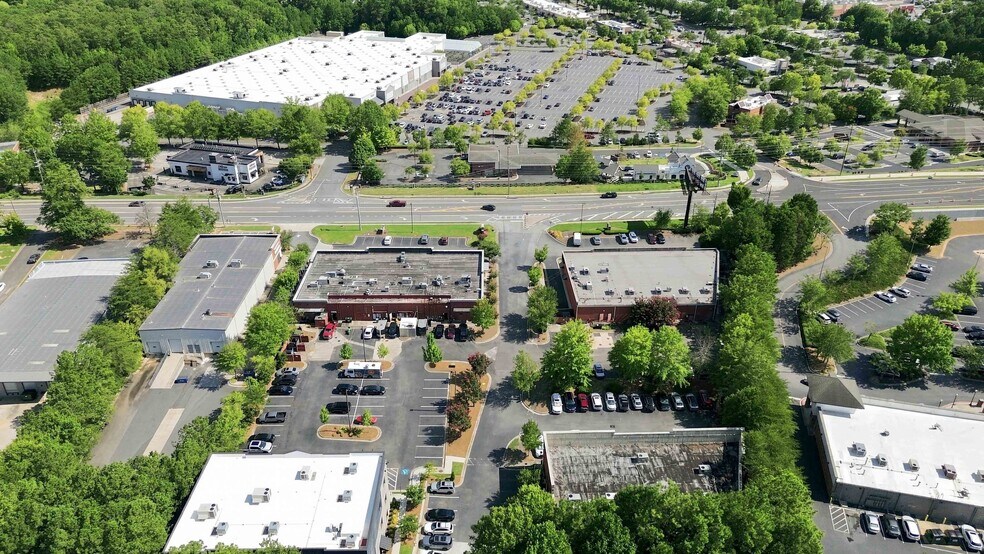 More Photos Of 12872 State Highway 9, Alpharetta Storefront For Lease