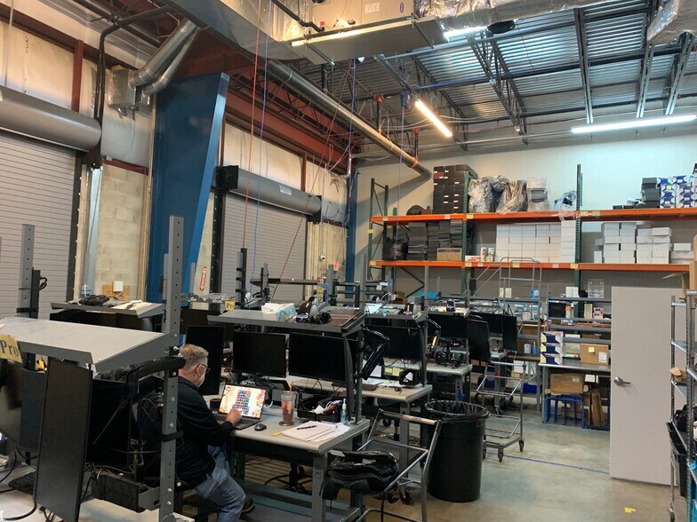 More Photos Of 7519 Pennsylvania Ave, Sarasota Office For Lease