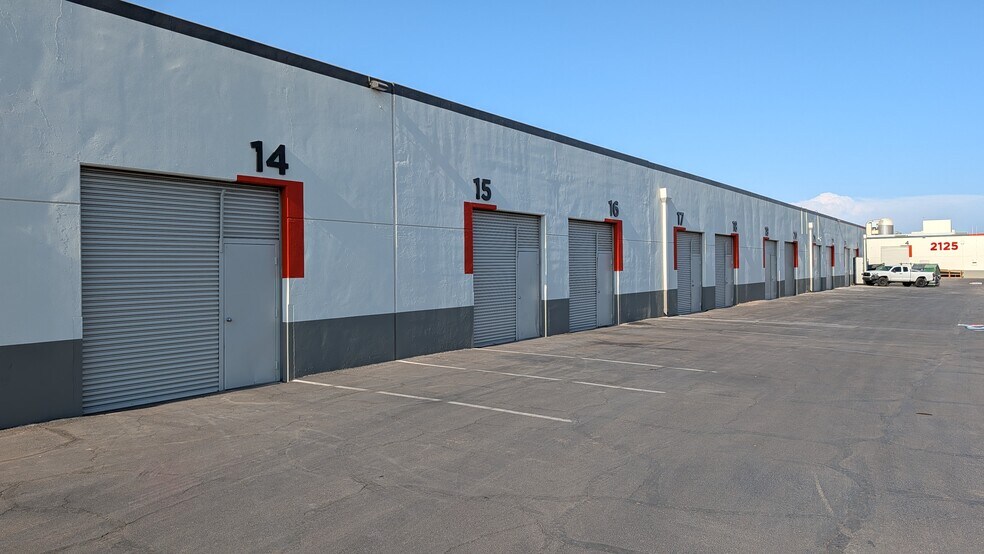 More Photos Of 2121 S Priest Dr, Tempe Unknown For Lease