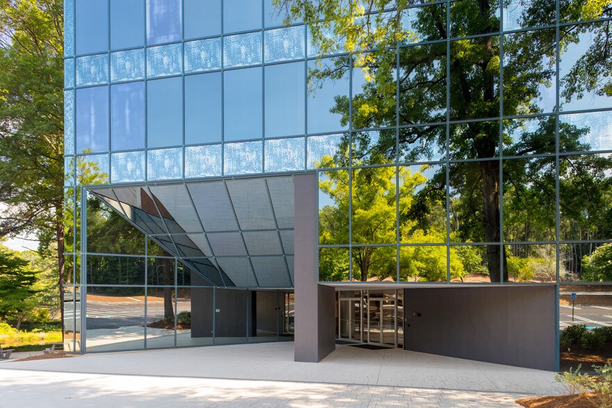 More Photos Of 1775 The Exchange SE, Atlanta Office For Lease