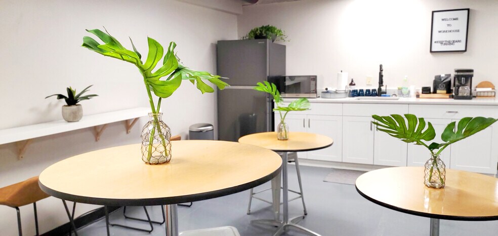 More Photos Of 1529 W North A St, Tampa Coworking Space