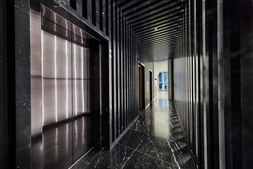 More Photos Of 693 Fifth Ave, New York Office For Lease