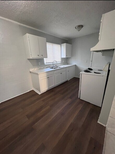 More Photos Of 2213 Sunrise Ave, Las Vegas Apartments For Sale