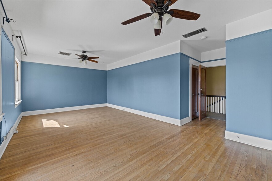 More Photos Of 1701 F St, Bakersfield Loft Creative Space For Lease