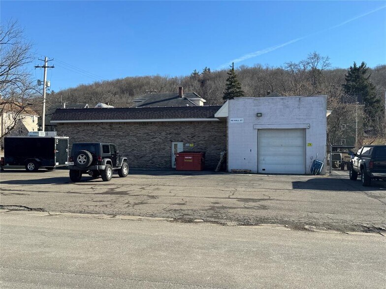 More Photos Of 46 Hall St, Binghamton Office For Sale