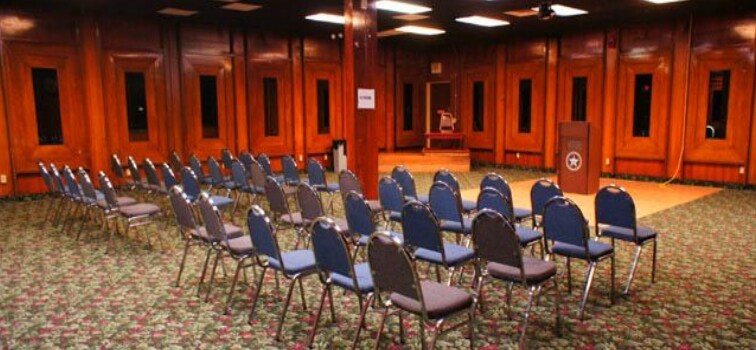 More Photos Of 5405 N Lincoln Blvd, Oklahoma City Hotel For Sale