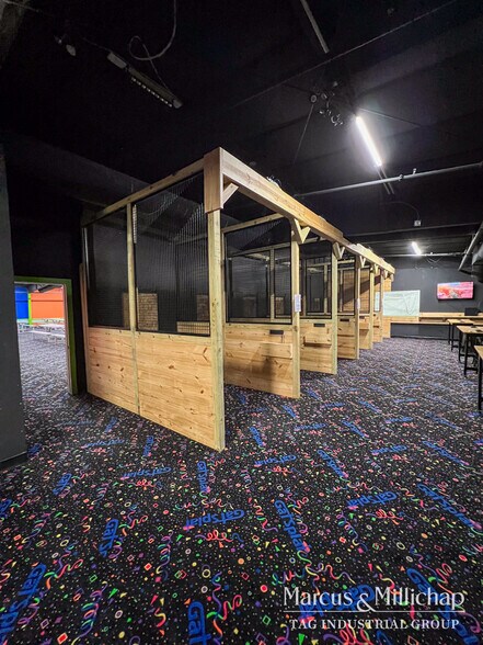 More Photos Of 4720 Industrial St, Rowlett Flex For Sale