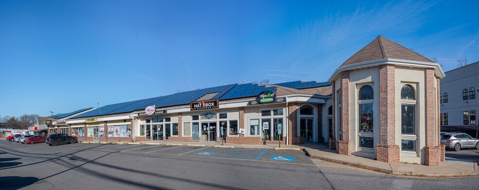 More Photos Of 605 E County Line Rd, Lakewood Unknown For Lease