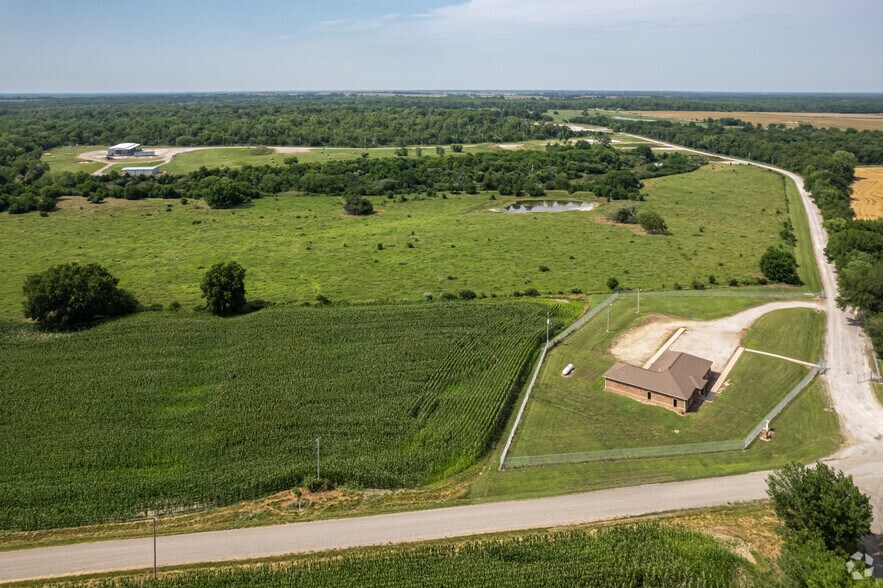 More Photos Of 3600 NW Lawton Rd, Columbus Land For Lease