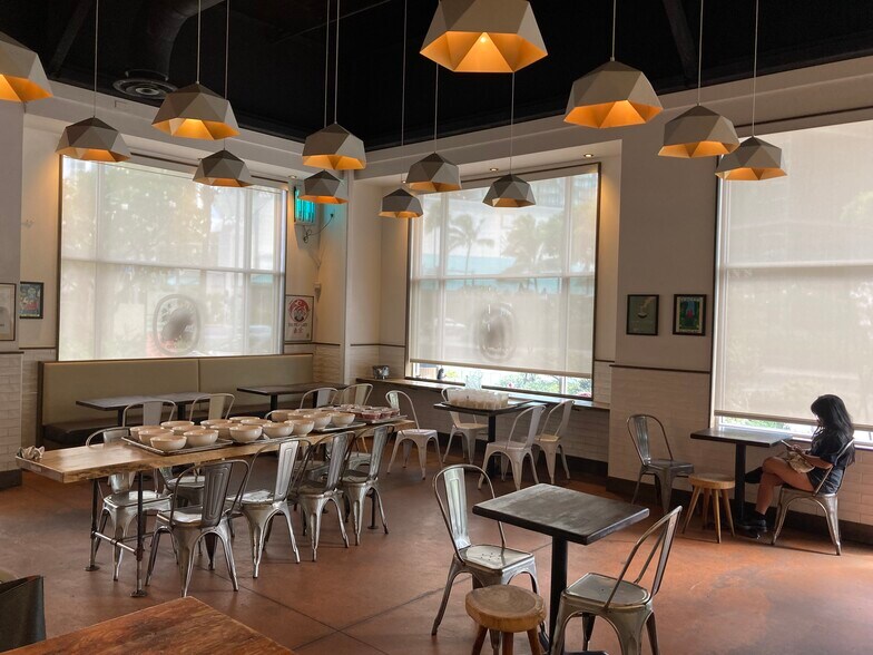 More Photos Of 1200 Ala Moana Blvd, Honolulu Restaurant For Lease