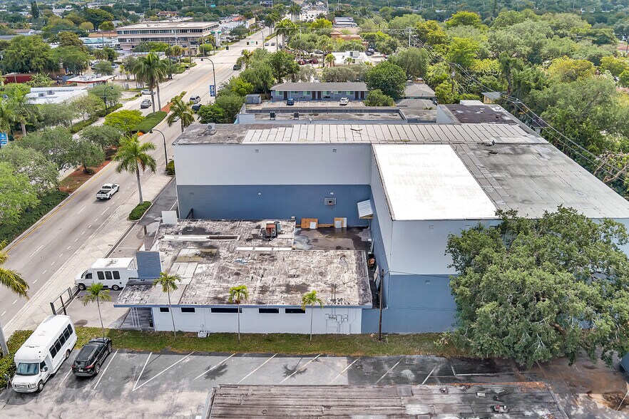 More Photos Of 6240-6244 Miramar Pky, Miramar Medical For Lease