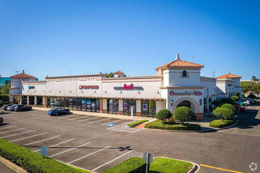 More Photos Of 45 S Loop 610, Houston Unknown For Lease