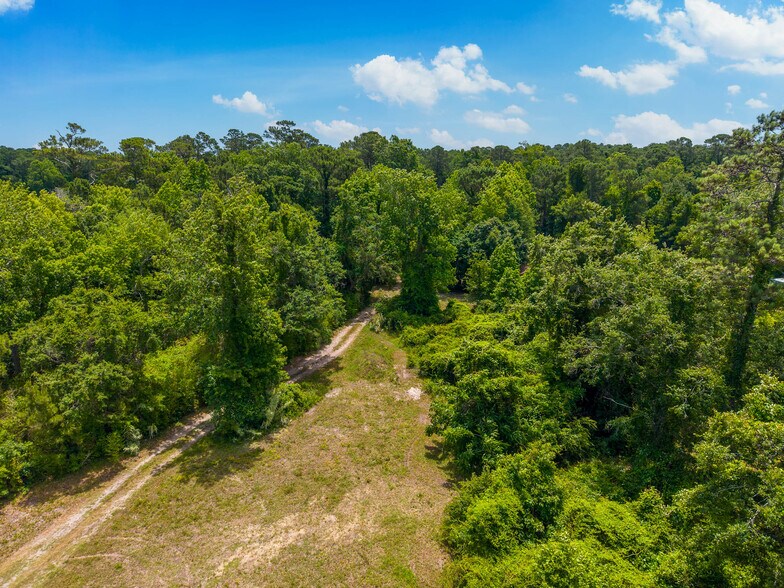 More Photos Of 13.687 Ac Long Beach SE Rd, Southport Land For Sale