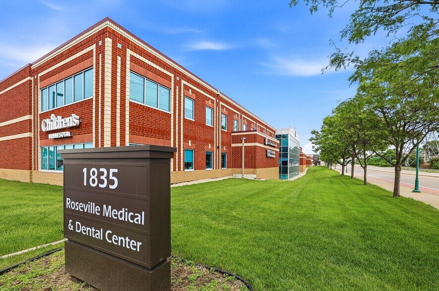 More Photos Of 1835 W County Road C, Roseville Medical For Lease
