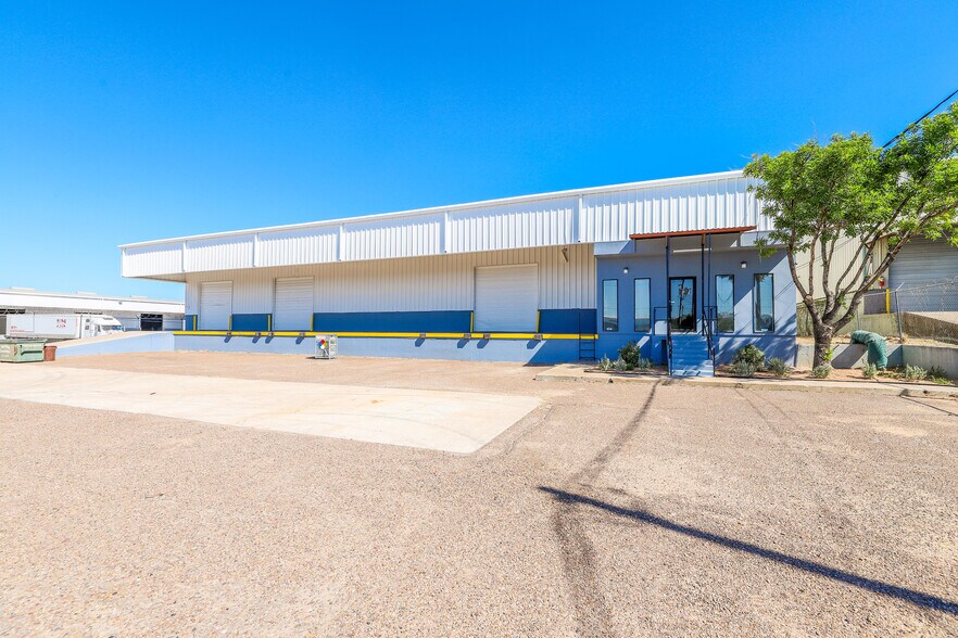 More Photos Of 14415 Import Rd, Laredo Warehouse For Sale