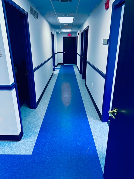 More Photos Of 700 Coventry Dr, Phillipsburg Medical For Sale