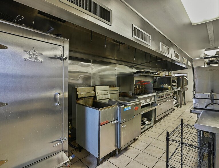 More Photos Of 2080 Milford Rd, East Stroudsburg Restaurant For Lease