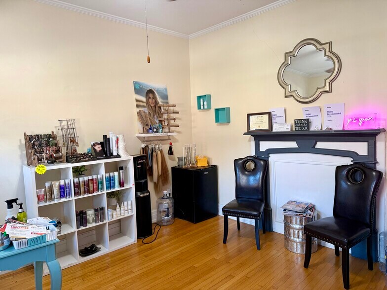 More Photos Of 209 E Boscawen St, Winchester Storefront Retail Residential For Lease