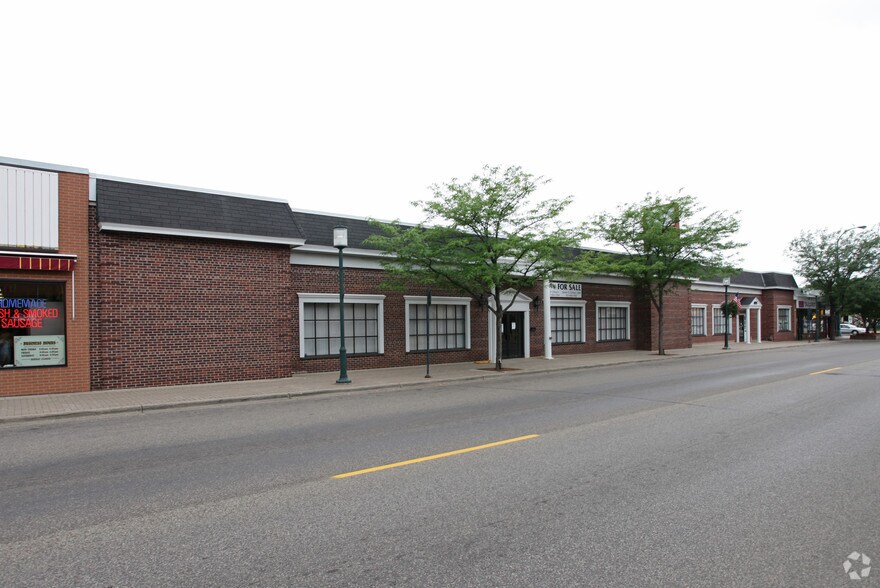 More Photos Of 4165 W Broadway Ave, Robbinsdale Restaurant For Sale