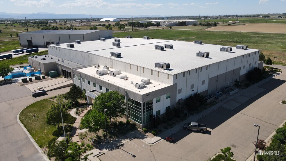 Primary Photo Of 31815 Great Western Dr, Windsor Manufacturing For Lease