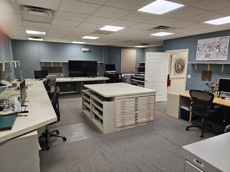 More Photos Of 161 Washington Valley Rd, Warren Medical For Sale