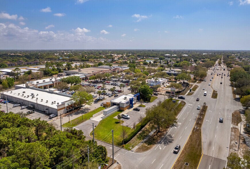More Photos Of 1168-1258 Jacaranda Blvd, Venice Storefront For Lease
