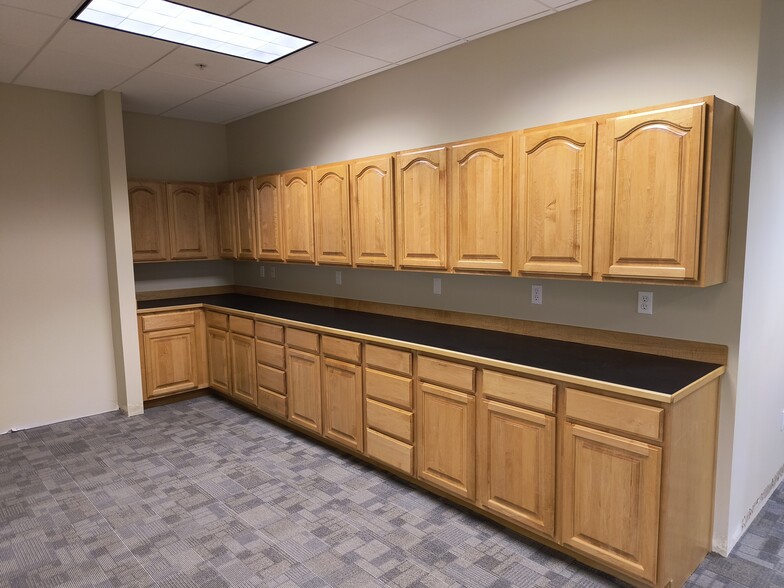 More Photos Of 2208 N Swing Ln, Liberty Lake Medical For Sale
