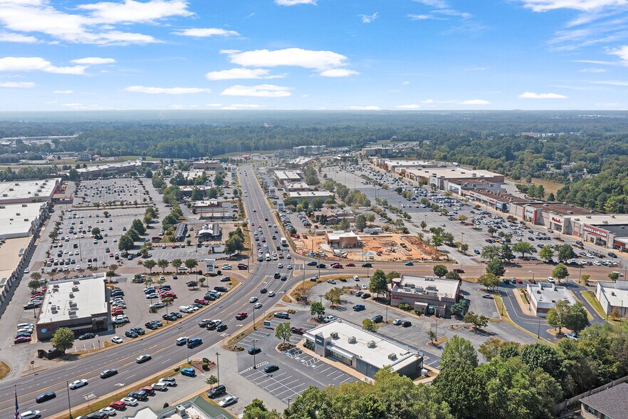 More Photos Of 1017 Vann Dr, Jackson General Retail For Sale