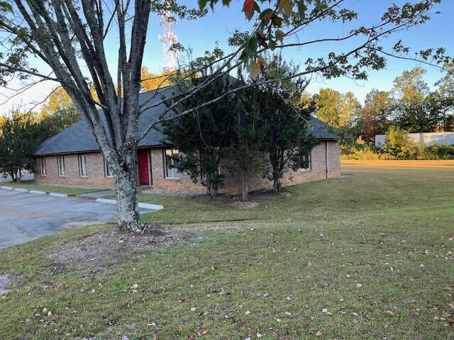 More Photos Of 1019 Thousand Oaks Blvd, Greenville Office For Lease