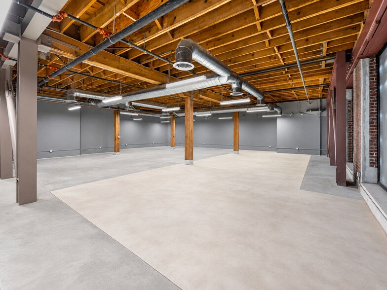 More Photos Of 440 Seaton St, Los Angeles Loft Creative Space For Lease