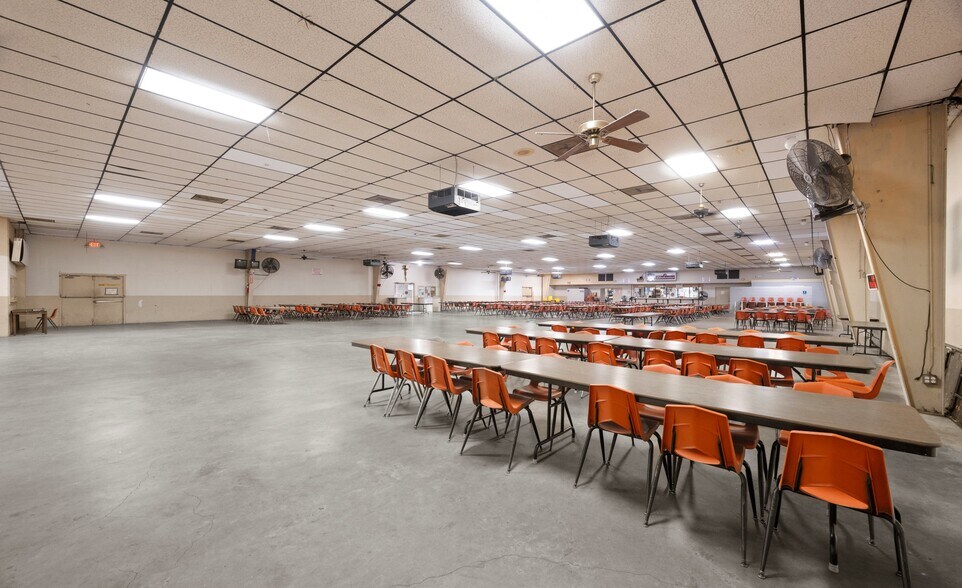 More Photos Of 2137 N US Highway 77, Robstown Lodge Meeting Hall For Sale