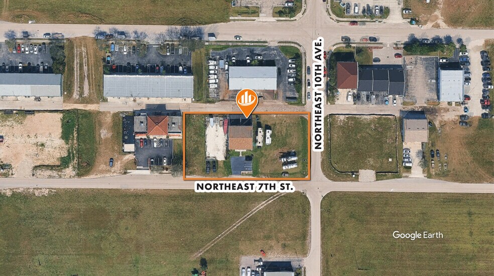More Photos Of 931 NE 7th St, Cape Coral Warehouse For Sale