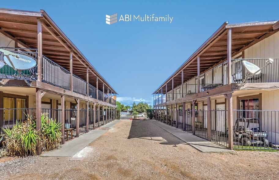 More Photos Of 2526-2530 Valley St, Las Vegas Apartments For Sale