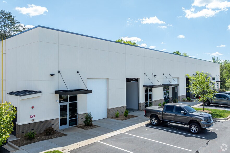 More Photos Of 10420-10440 John Price Rd, Charlotte Light Manufacturing For Sale