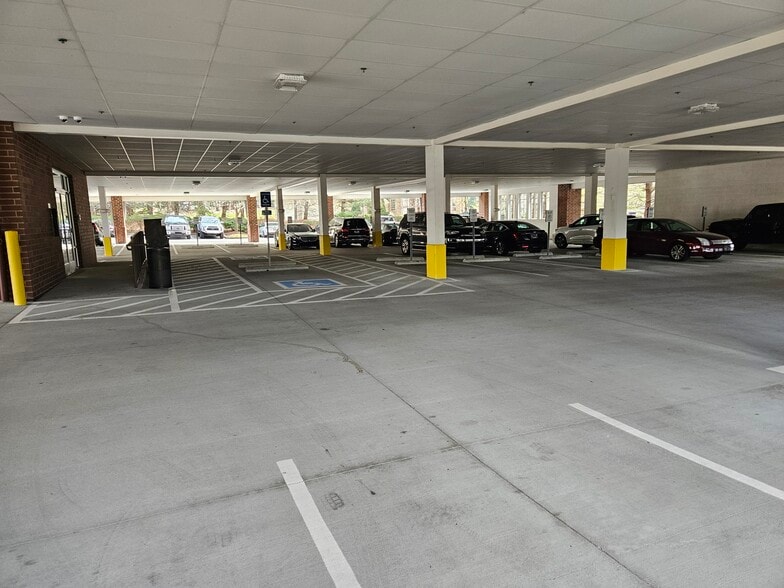 More Photos Of 751 Cool Springs Blvd, Franklin Office For Lease