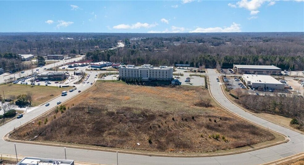 More Photos Of Hampton Plaza Rd, Kernersville Land For Sale