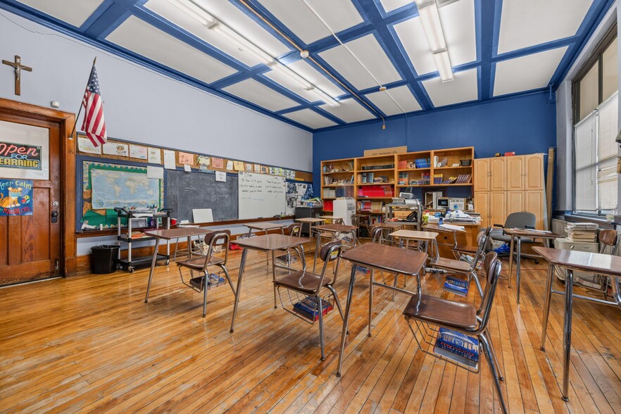More Photos Of 21 Davidson Ave, Buffalo Schools For Sale