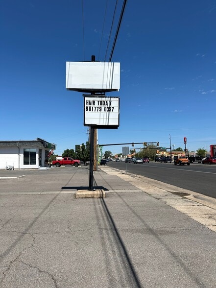 More Photos Of 1975 N Main St, Layton Freestanding For Lease