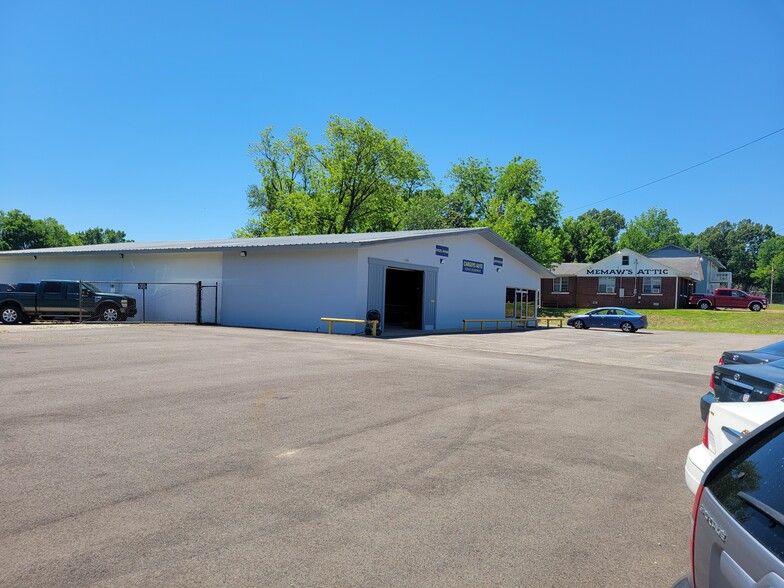 Primary Photo Of 6076 Us Highway 51 N, Millington Warehouse For Sale