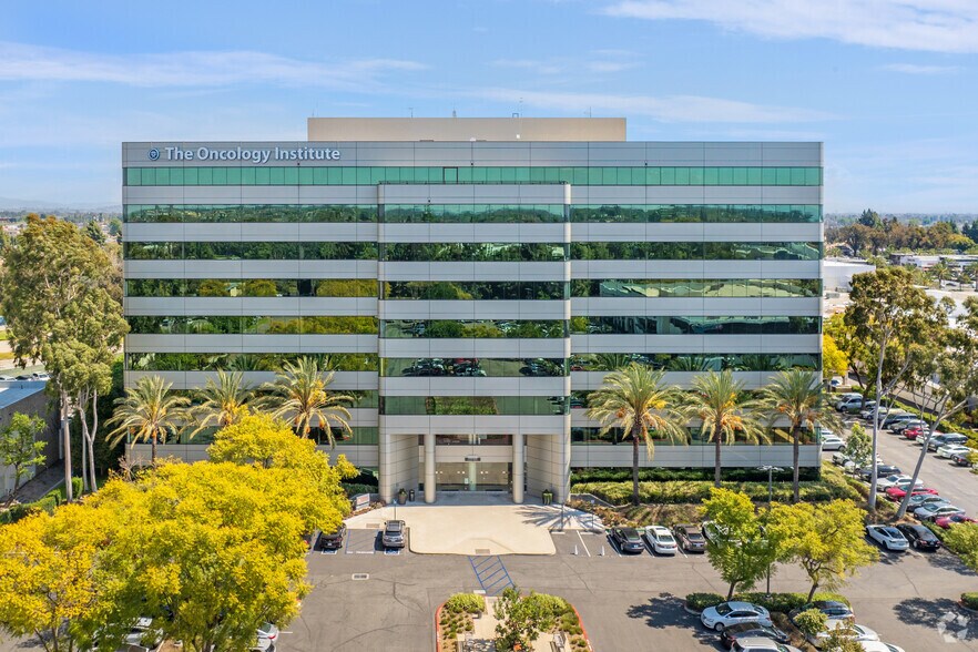 More Photos Of 18000 Studebaker Rd, Cerritos Office For Lease