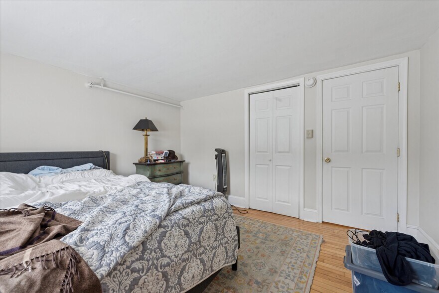 More Photos Of 20 S Village Ave, Exton Apartments For Sale