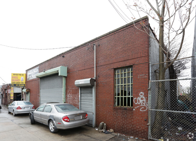 Primary Photo Of 9708 Ditmas Ave, Brooklyn Auto Repair For Lease