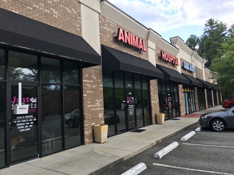 More Photos Of 1675 Peachtree Pky, Cumming Storefront Retail Office For Lease