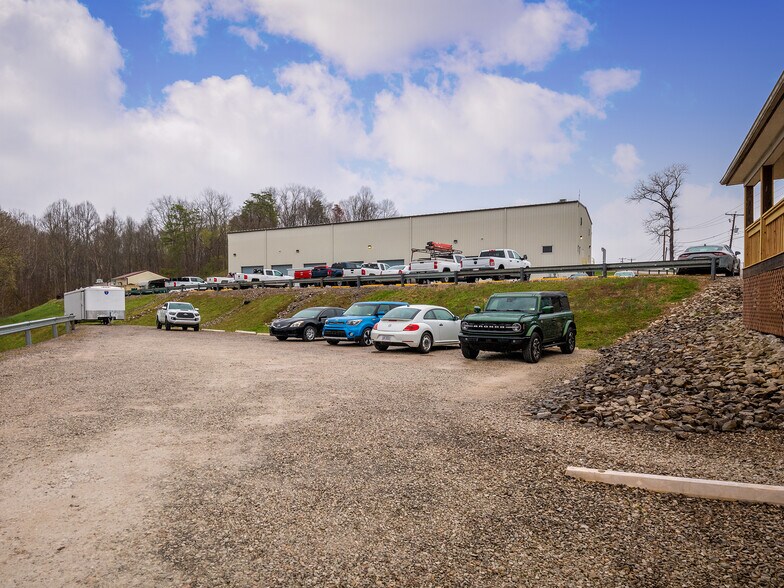 More Photos Of 1823 US-60, Milton Manufacturing For Sale
