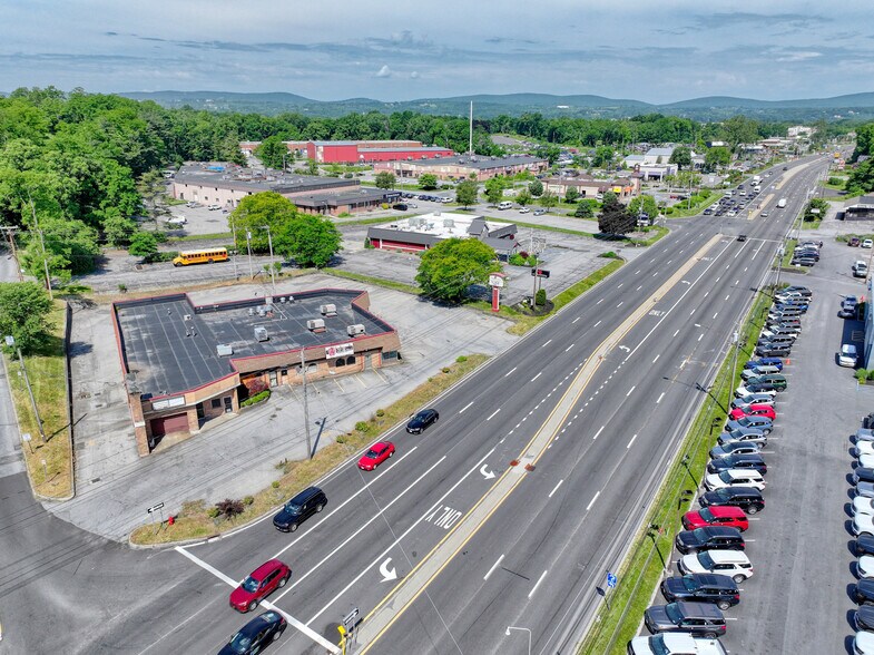 More Photos Of 2245 South Rd, Poughkeepsie Freestanding For Lease