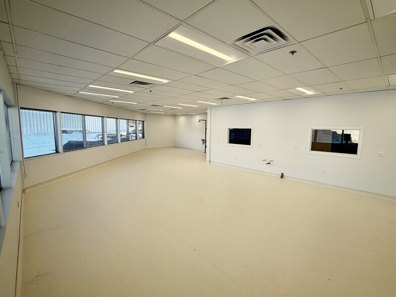 More Photos Of 12 Michigan Dr, Natick Research And Development For Lease