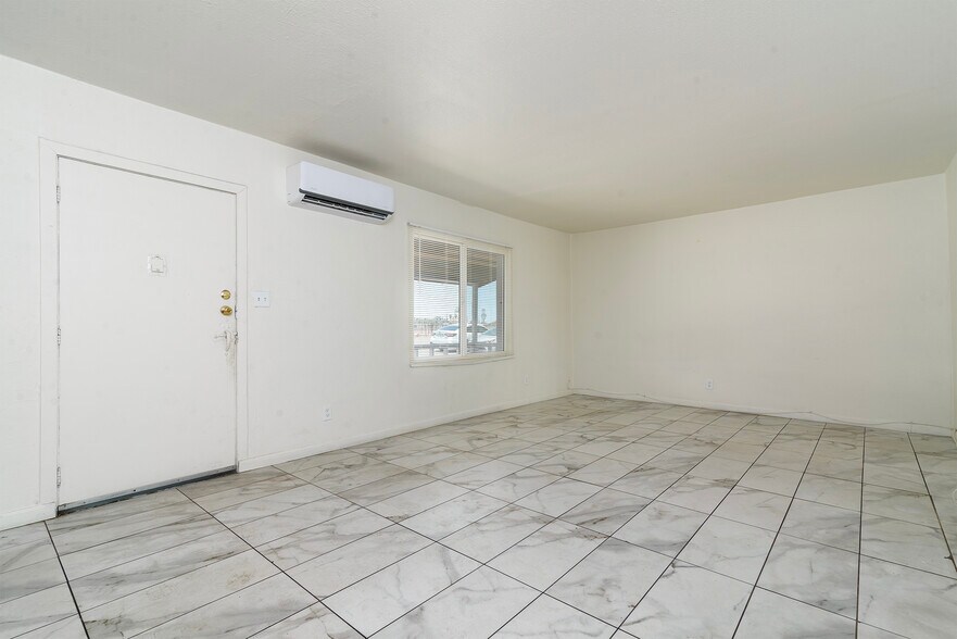 More Photos Of 525 N 32nd St, Phoenix Apartments For Sale